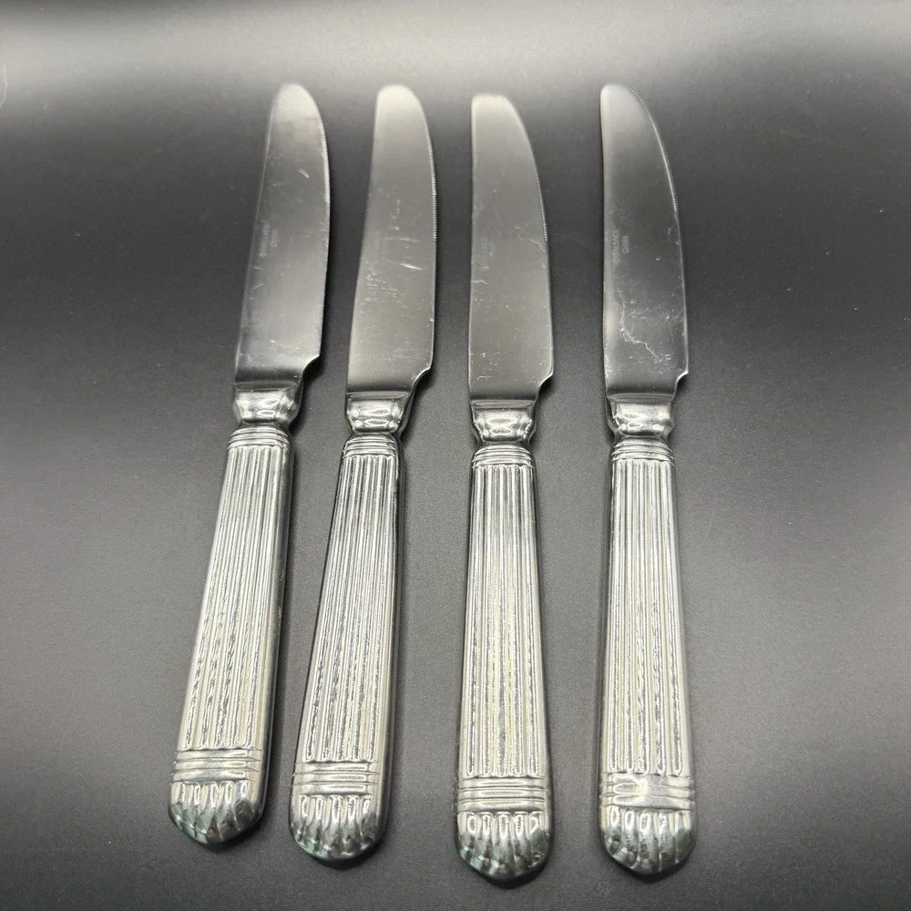 Wallace Silversmith Stainless Flatware Dinner Knives 18/10 Set/4